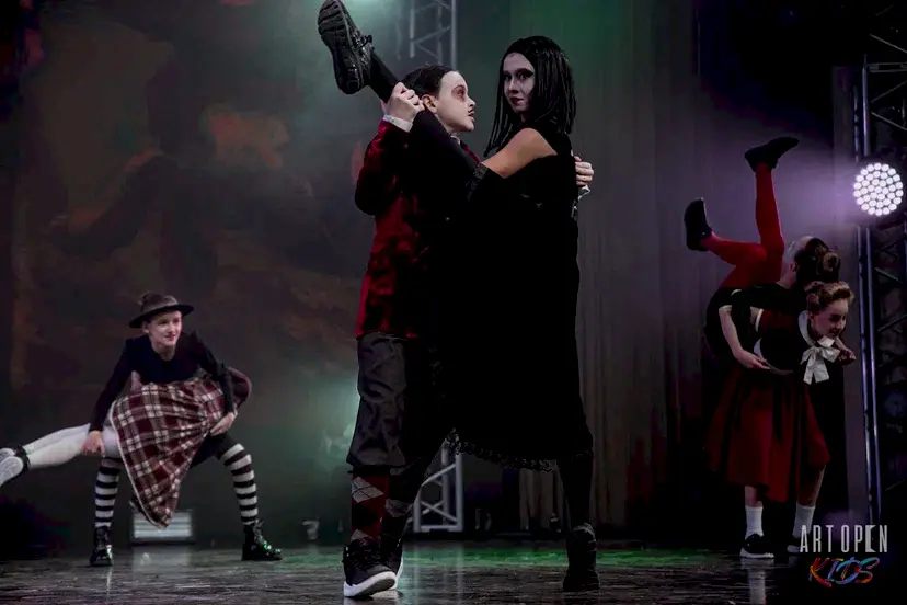 Stage Art Kids Addams Family