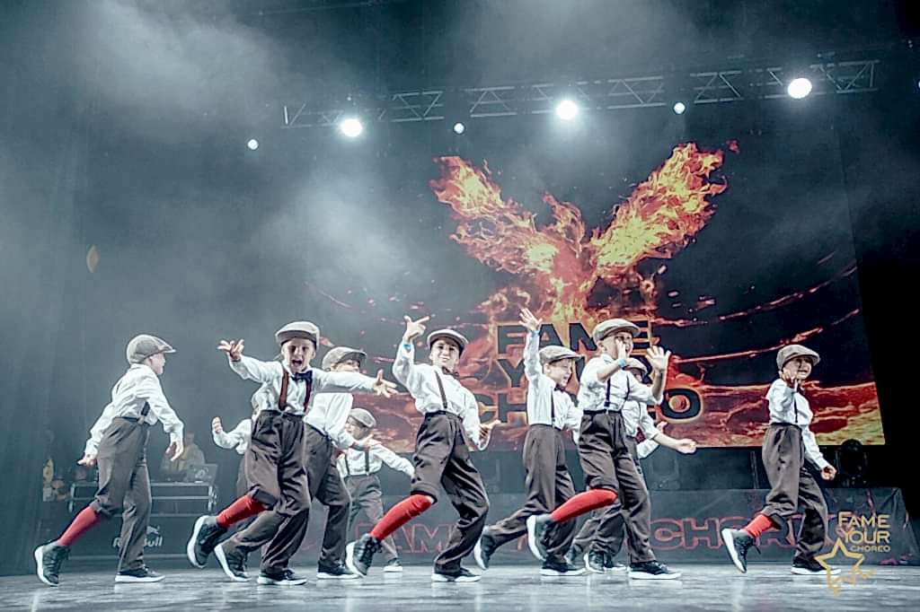 Stage Art Babies Gentlemen