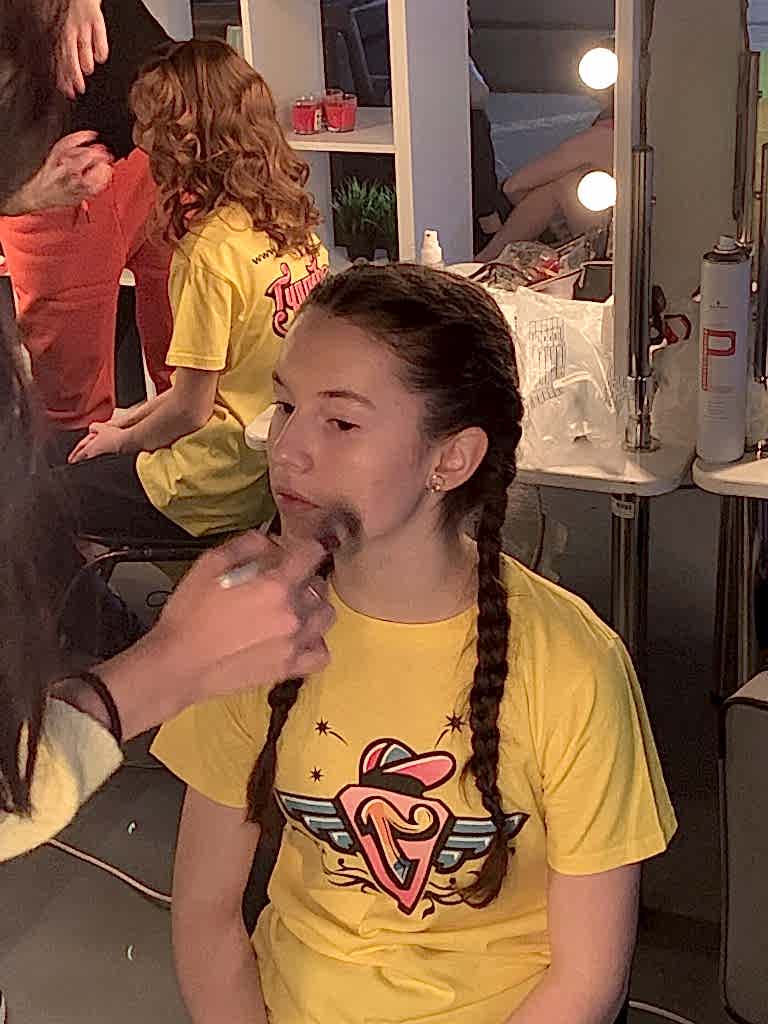 Stage Art Dance Revolution