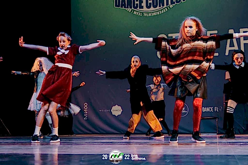 Stage Art Kids Addams Family