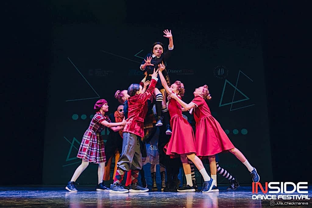 Stage Art Kids Addams Family