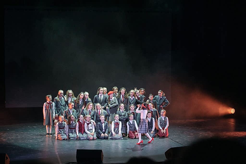 Спектакль «Новенькая»