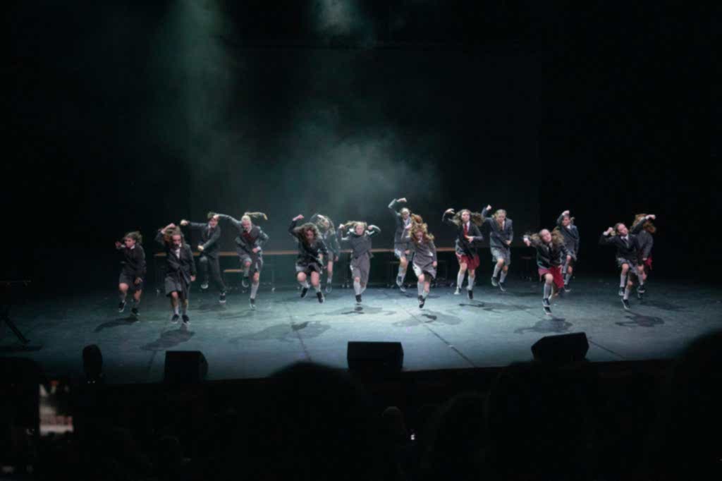 Спектакль «Новенькая»