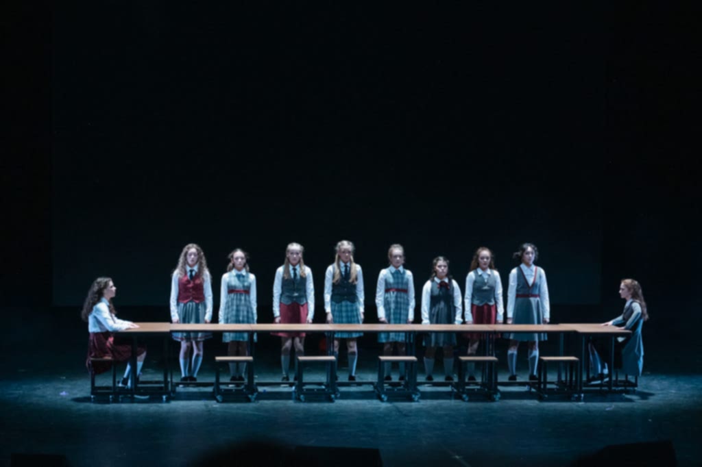 Спектакль «Новенькая»