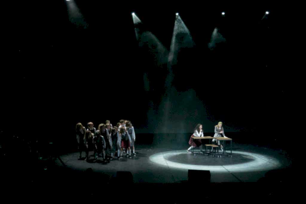 Спектакль «Новенькая»