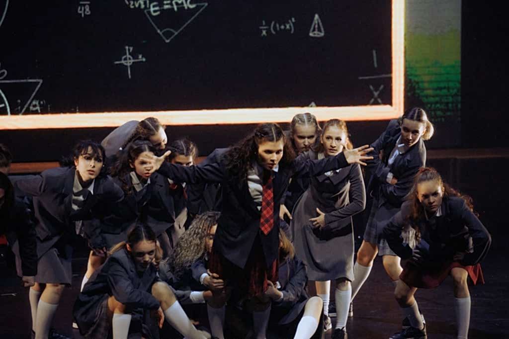 Спектакль «Новенькая»